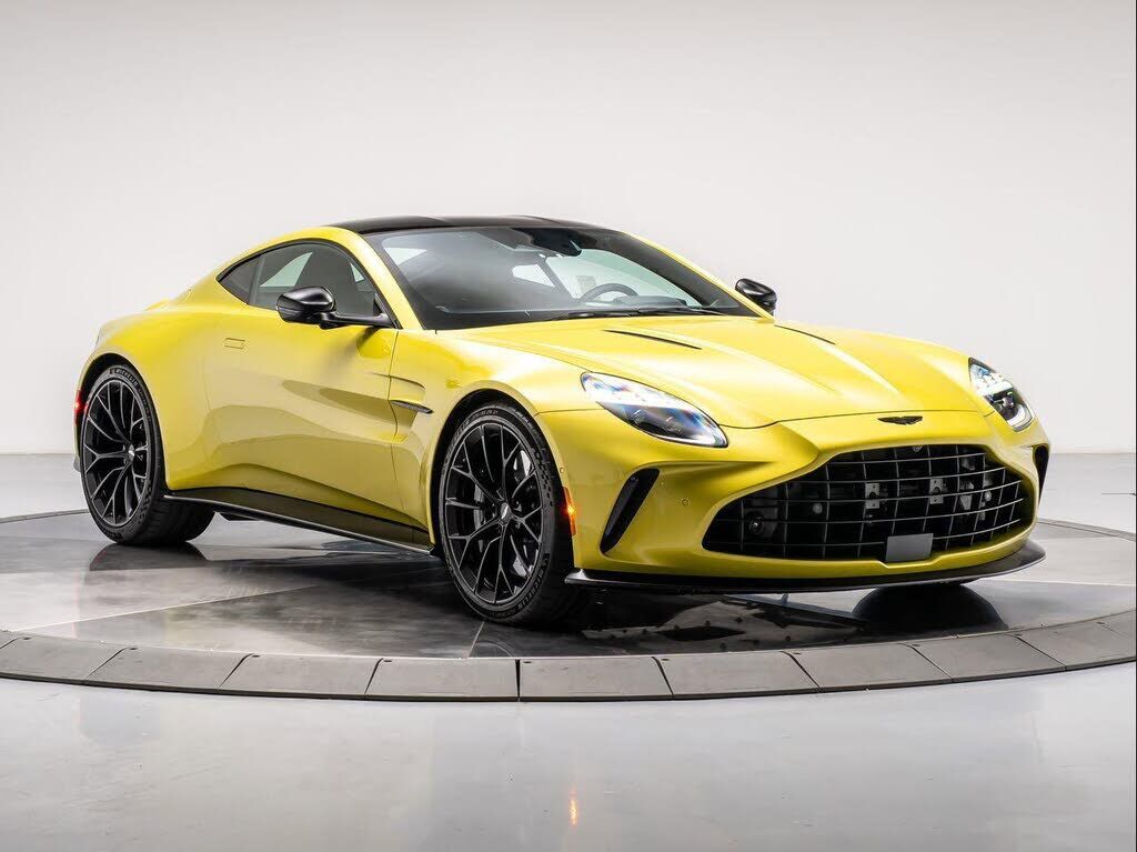 2025 ASTON MARTIN Vantage
