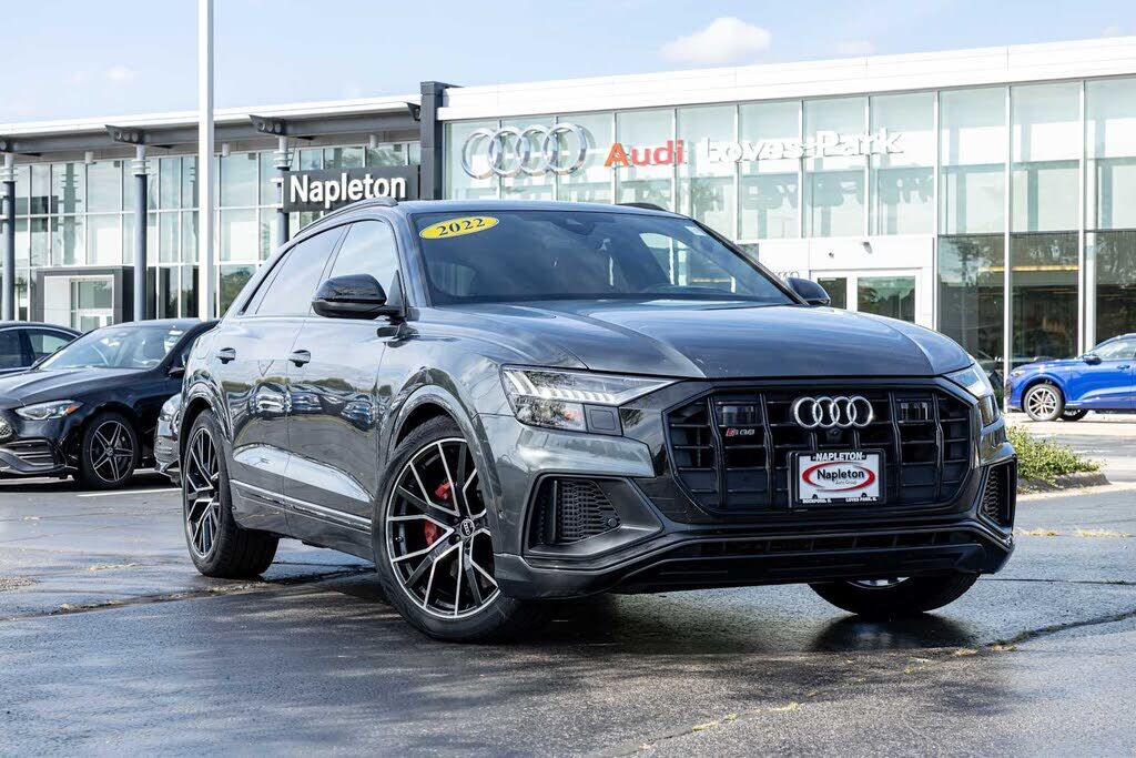 2022 AUDI SQ8