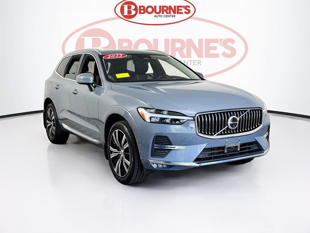 2022 VOLVO XC60