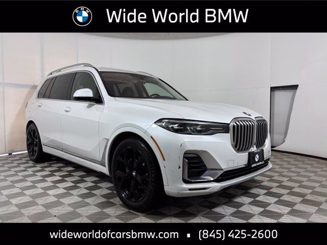 2022 BMW X7