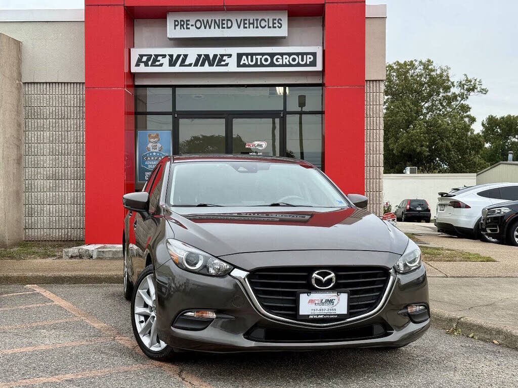 2017 MAZDA Mazda3