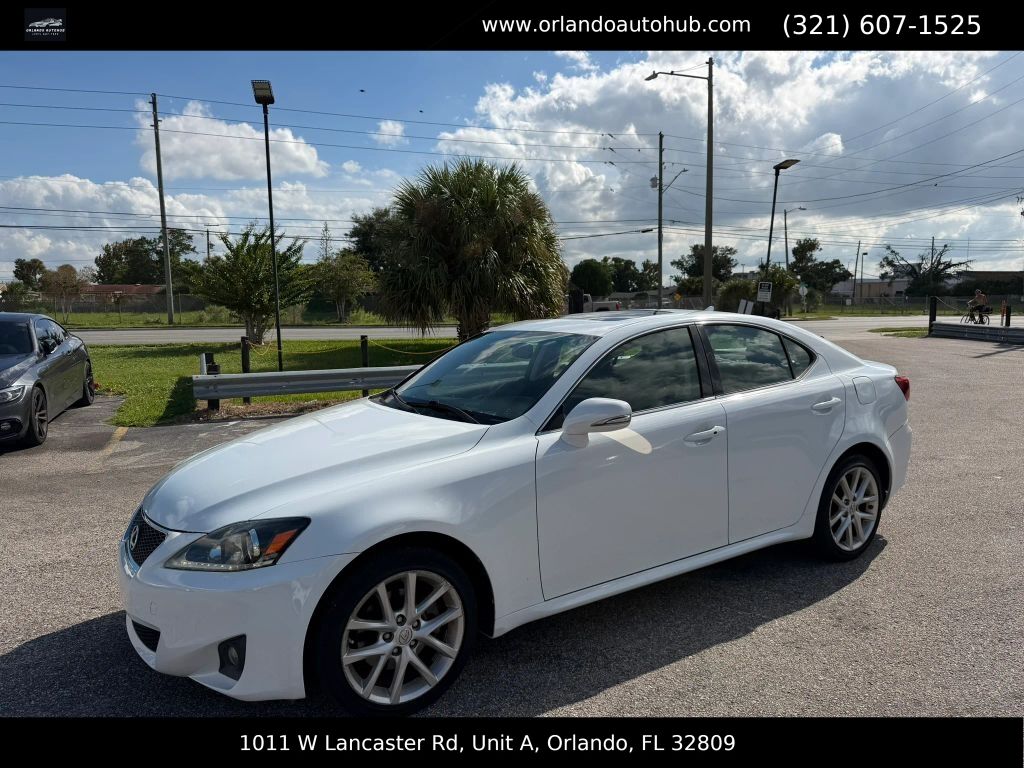 2011 LEXUS IS