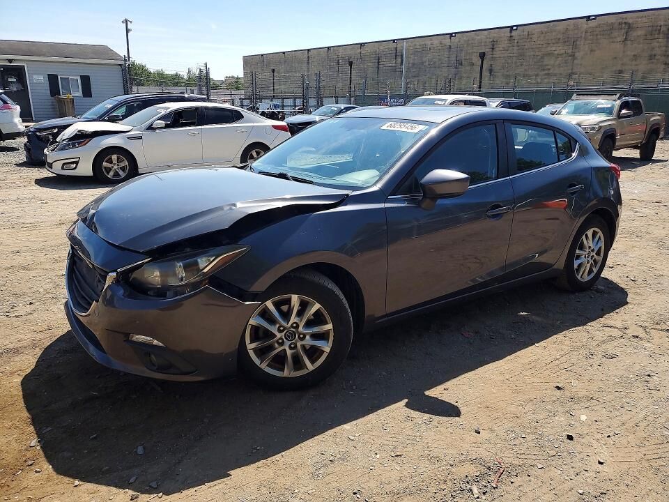 2016 MAZDA Mazda3