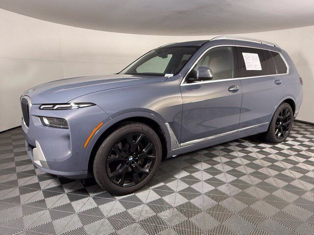 2024 BMW X7