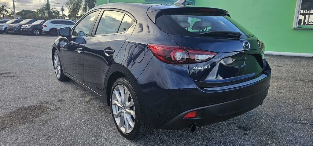 2015 MAZDA Mazda3