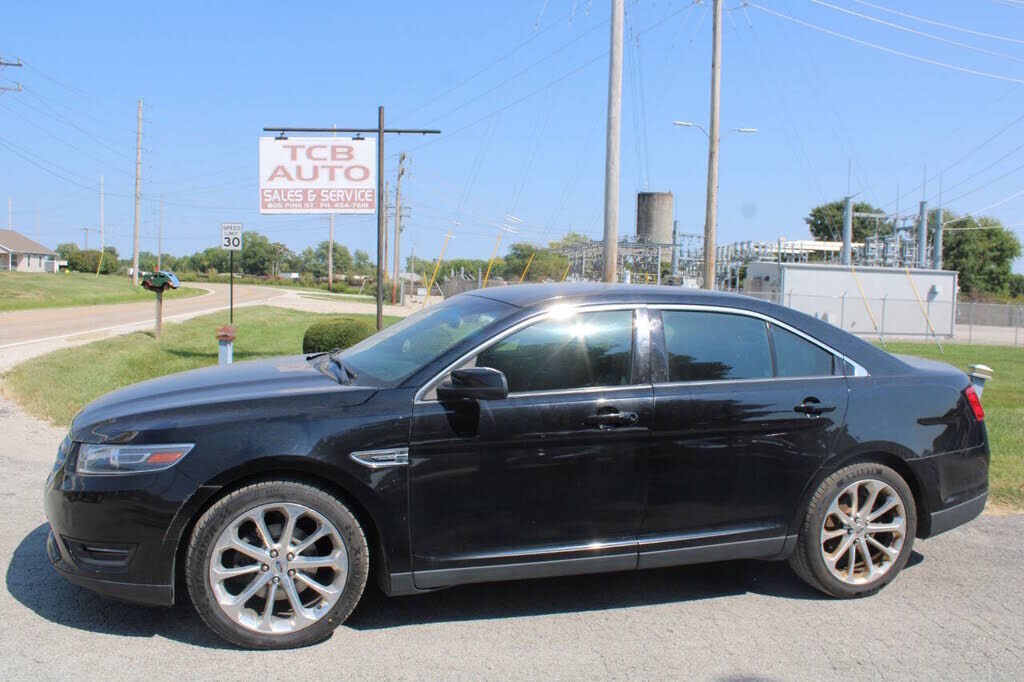 2018 FORD Taurus