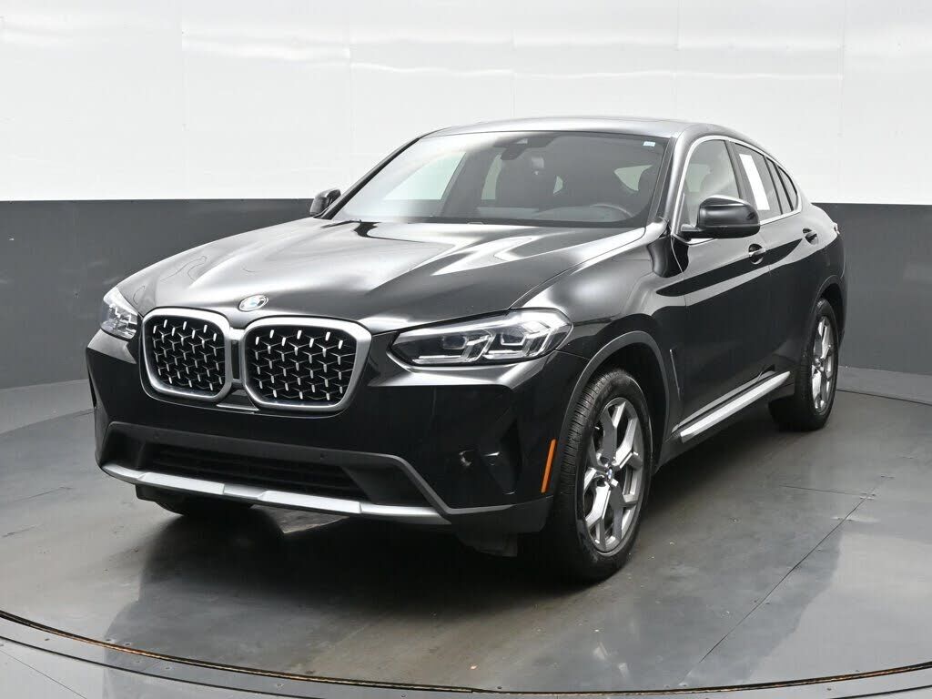 2025 BMW X4