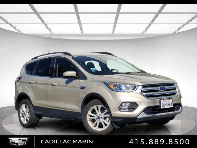 2018 FORD Escape