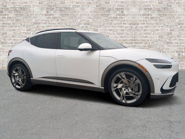 2023 GENESIS GV60