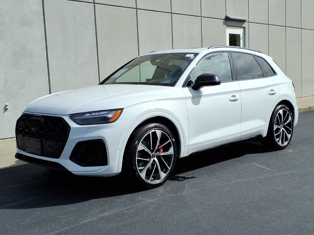 2024 AUDI SQ5