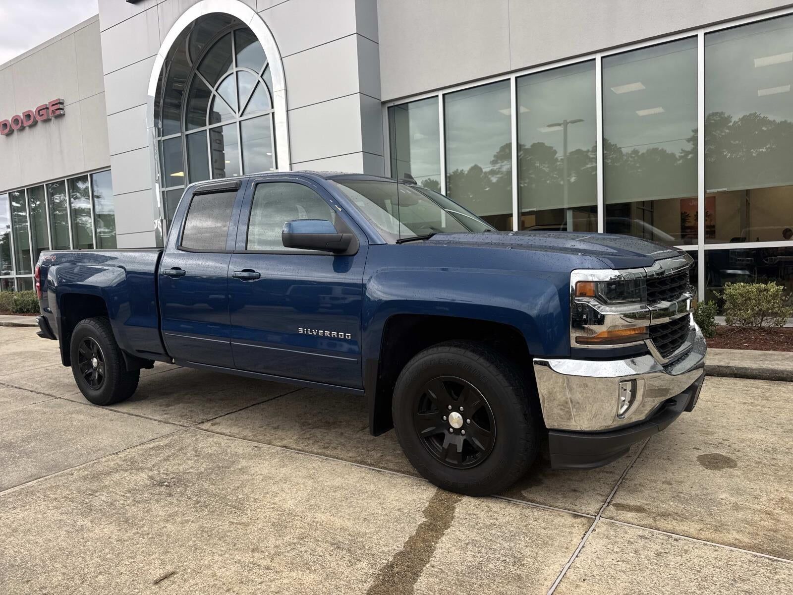 2017 CHEVROLET Silverado