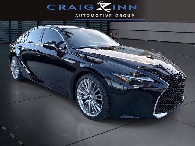 2025 LEXUS IS