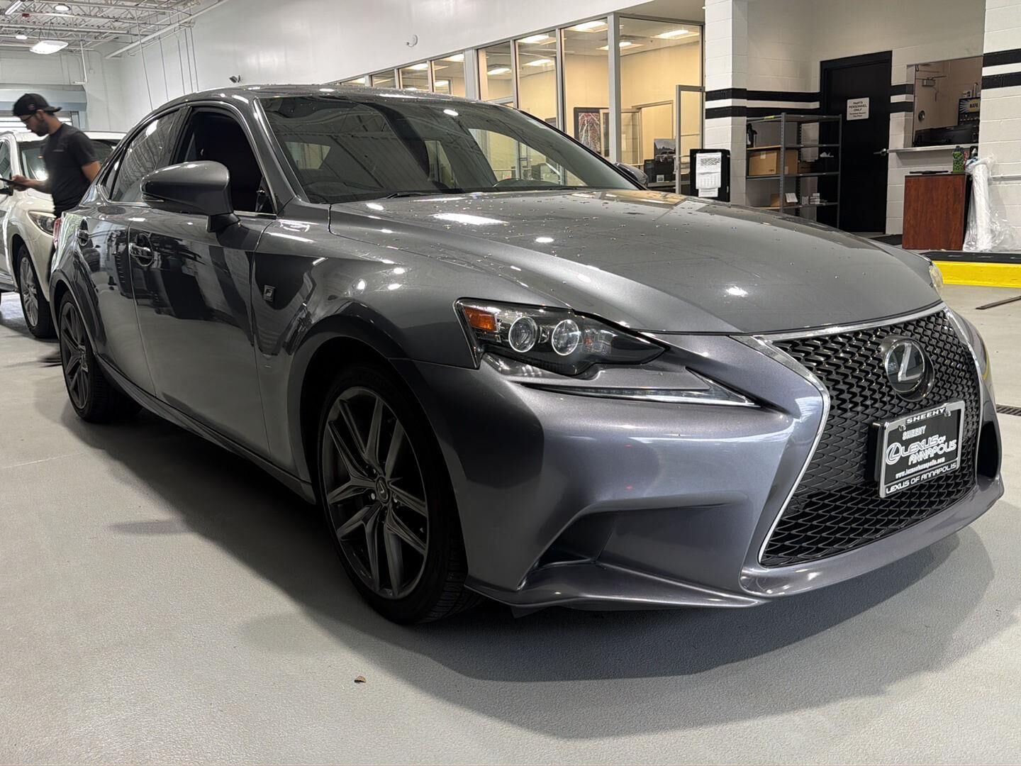 2016 LEXUS IS