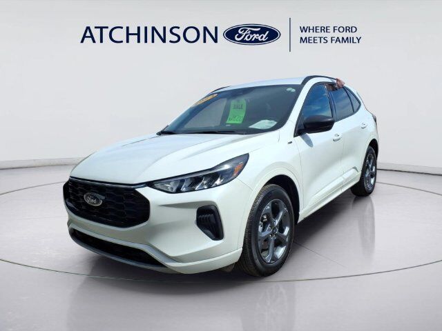 2024 FORD Escape