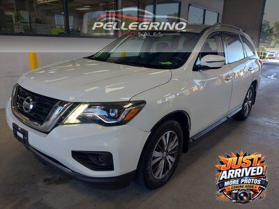 2017 NISSAN Pathfinder