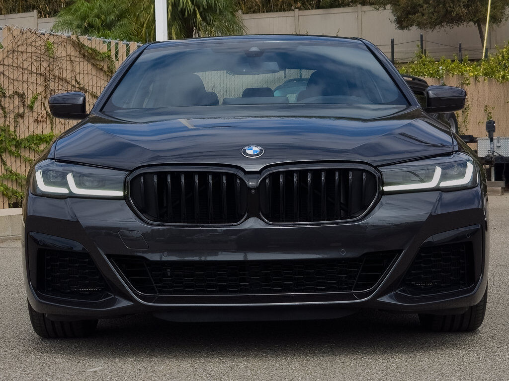 2023 BMW M550i