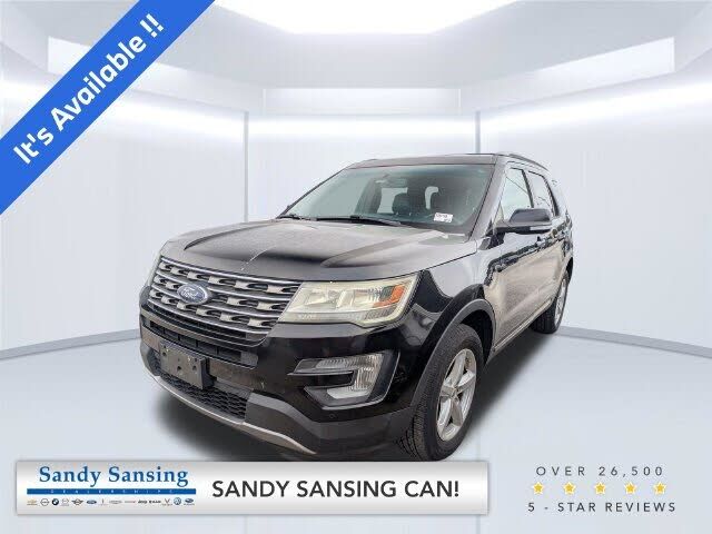 2017 FORD Explorer