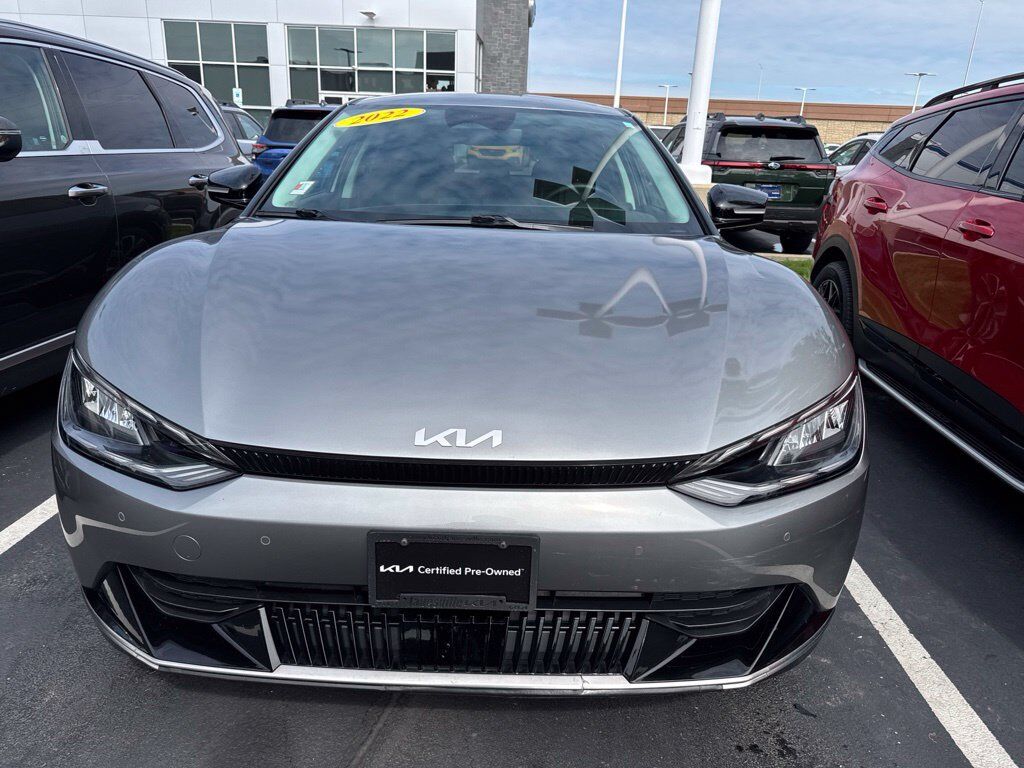 2022 KIA EV6