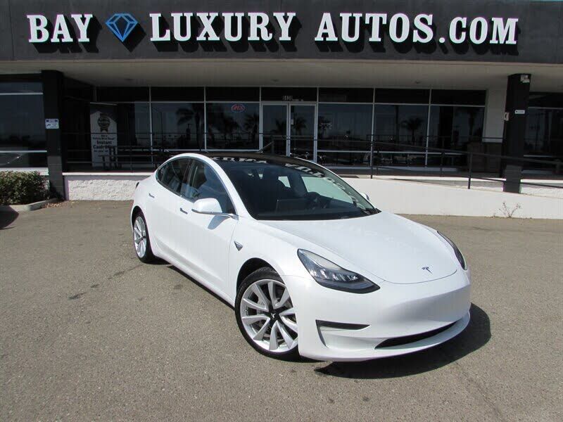 2018 TESLA Model 3
