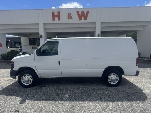 2009 FORD E-150