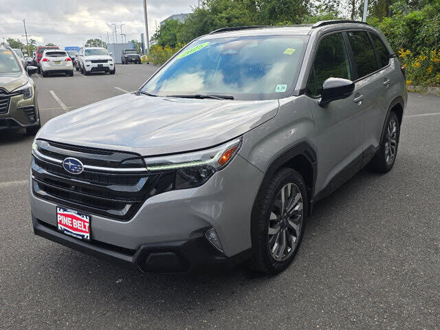 2025 SUBARU Forester