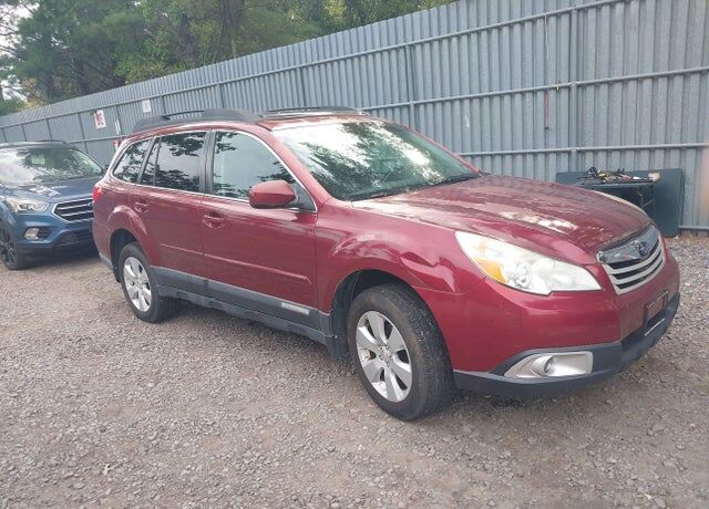 2012 SUBARU Outback