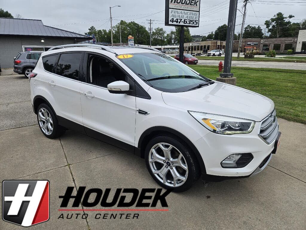 2017 FORD Escape