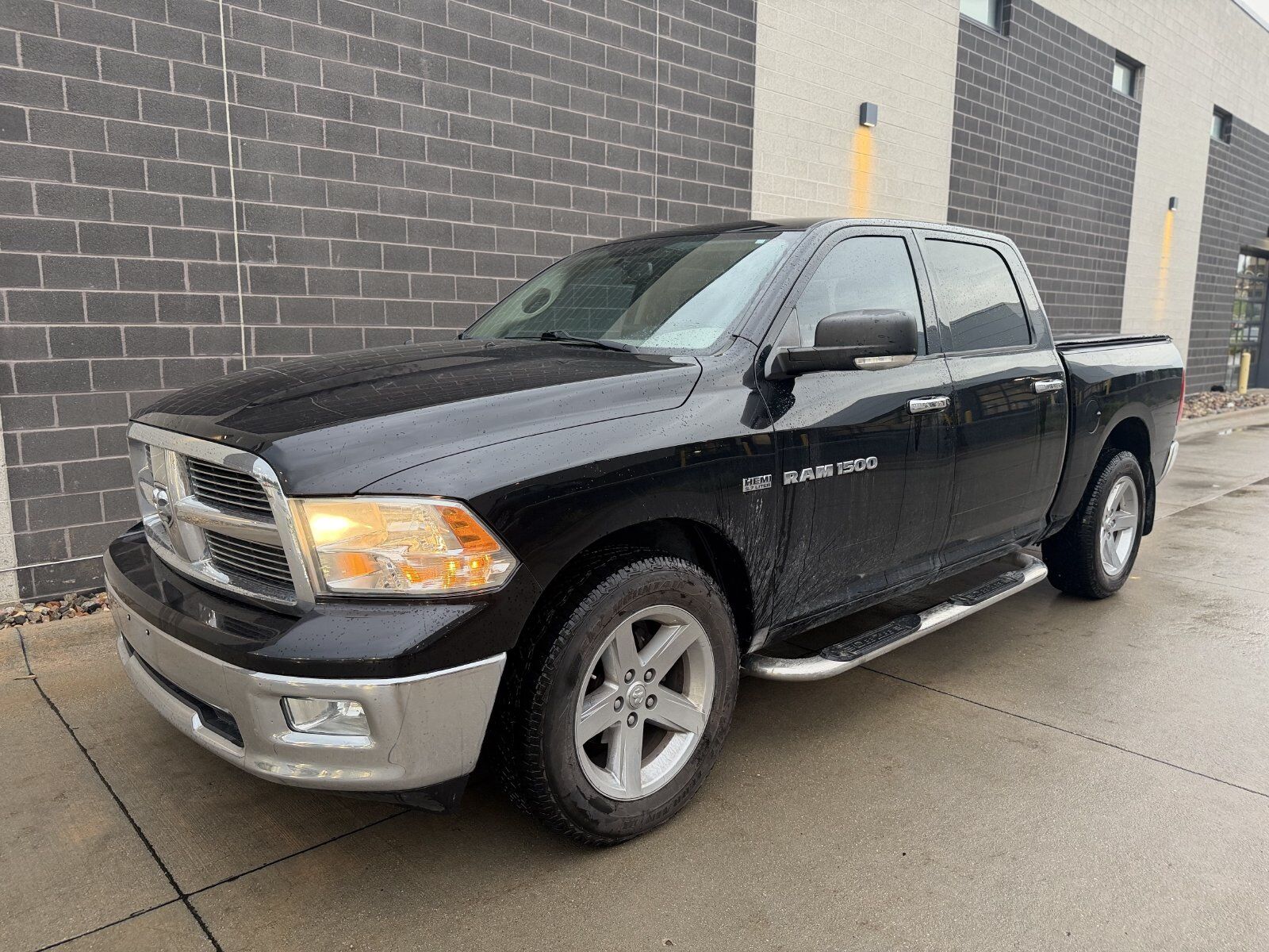 2012 DODGE Ram