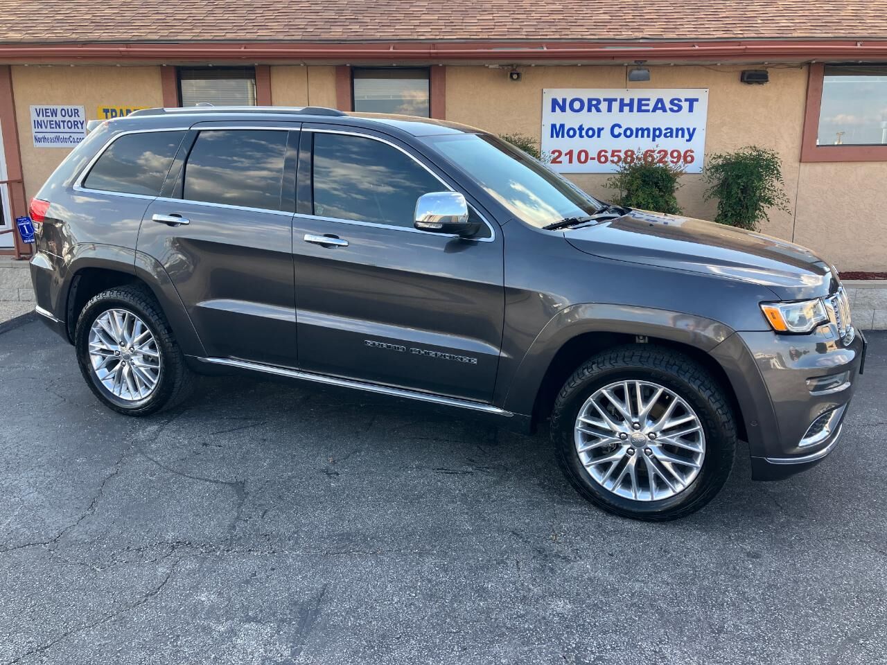 2017 JEEP Grand Cherokee