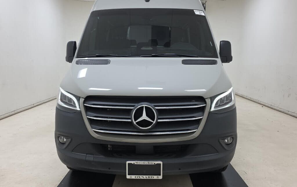 2025 Mercedes-Benz Sprinter
