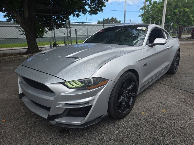 2019 FORD Mustang