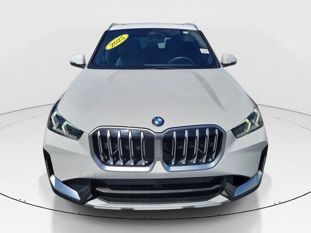 2025 BMW X1
