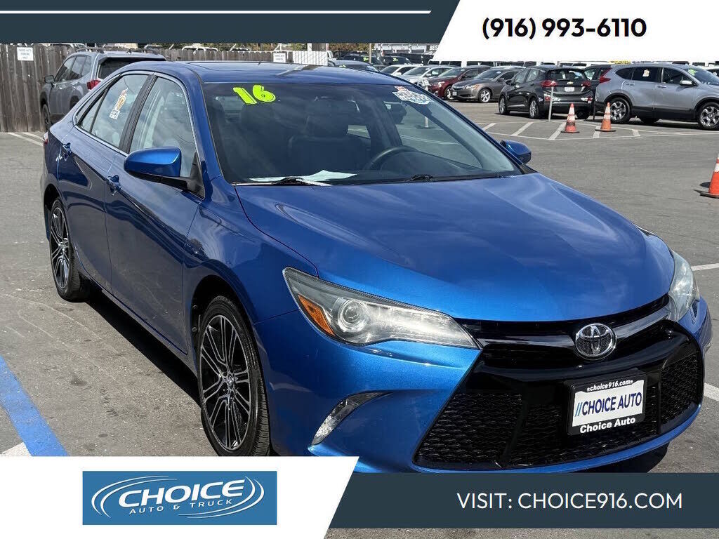 2016 TOYOTA Camry