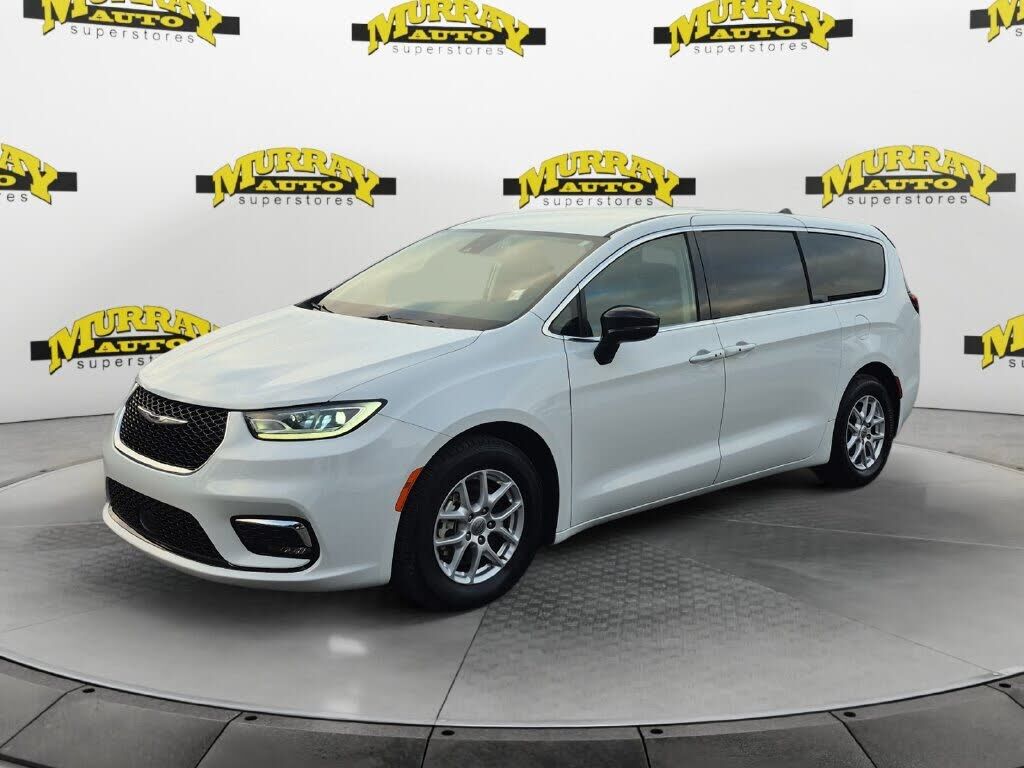 2024 CHRYSLER Pacifica