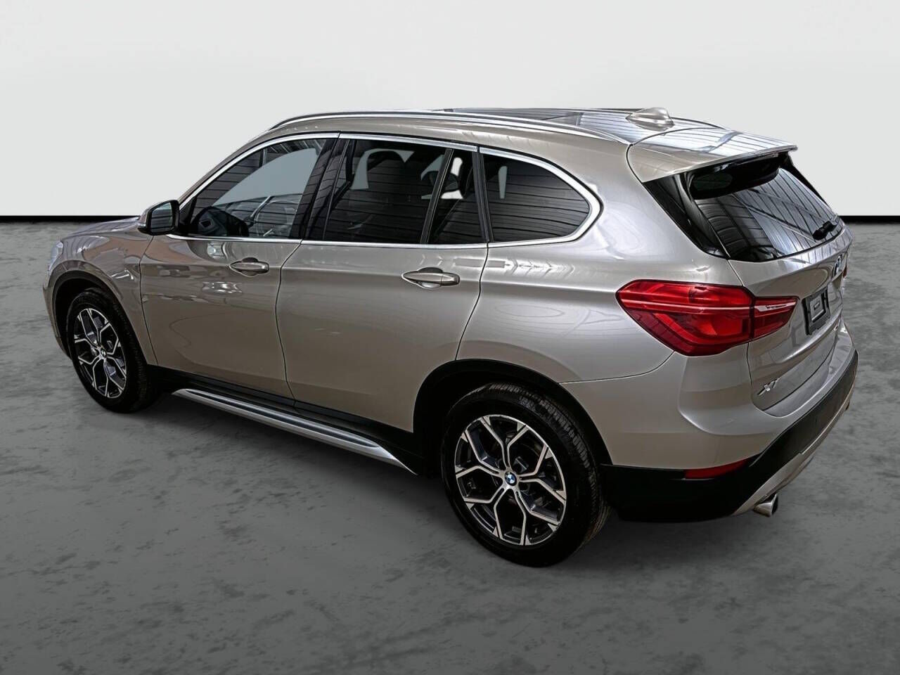 2022 BMW X1