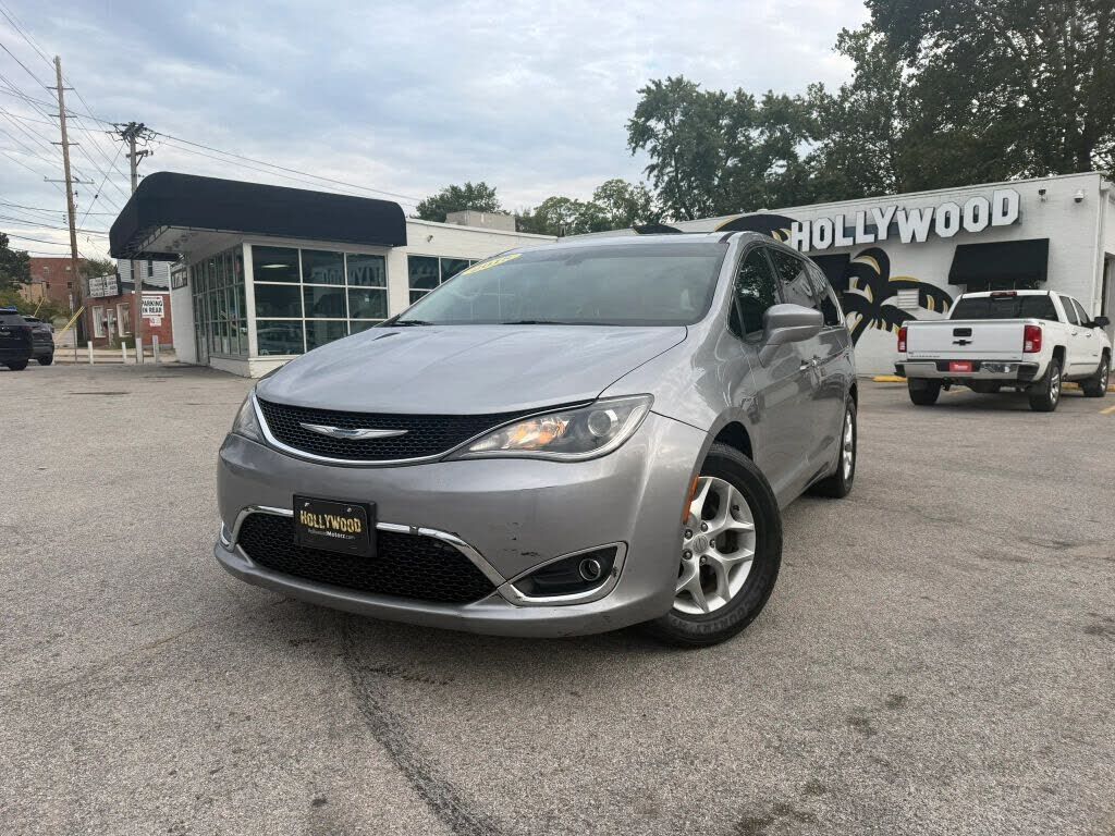 2018 CHRYSLER Pacifica
