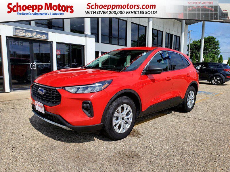 2024 FORD Escape