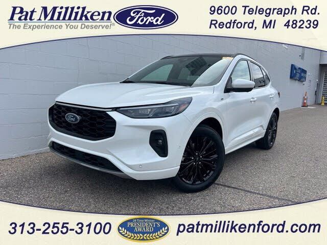 2024 FORD Escape