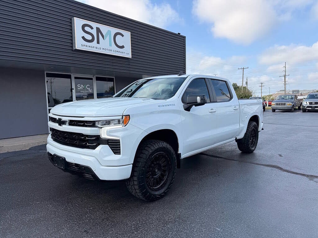 2024 CHEVROLET Silverado