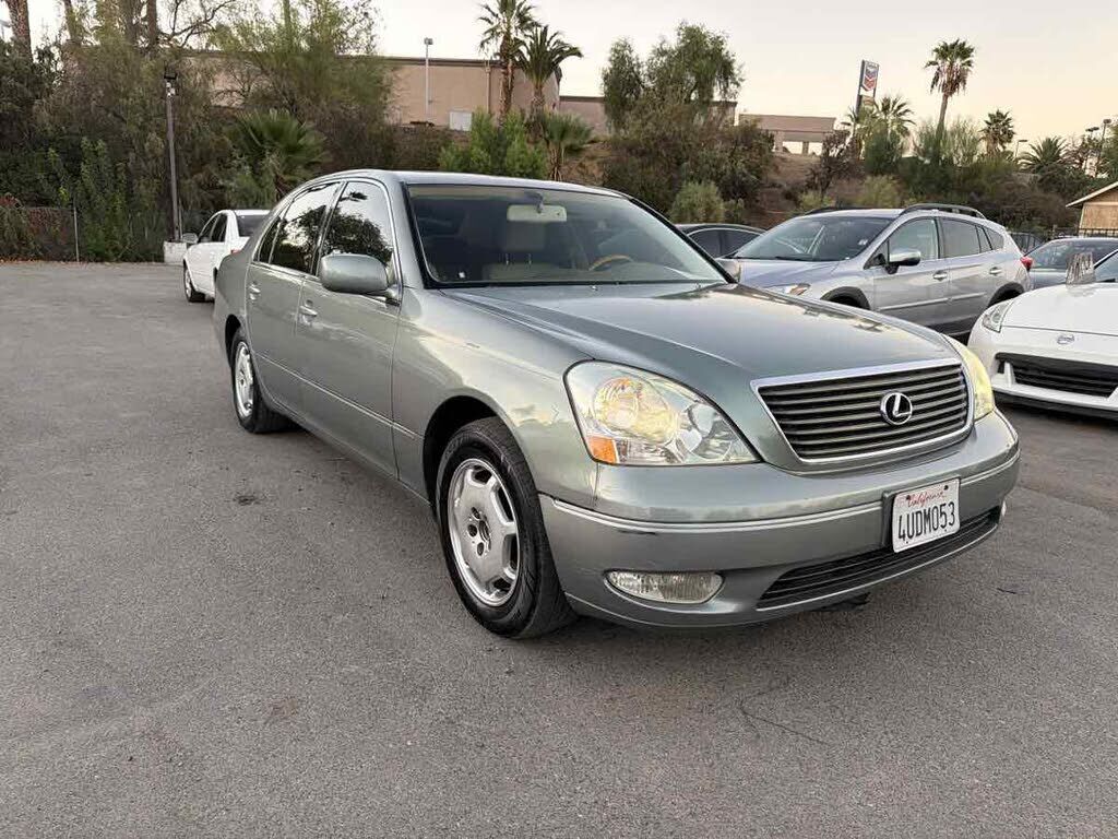 2002 LEXUS LS