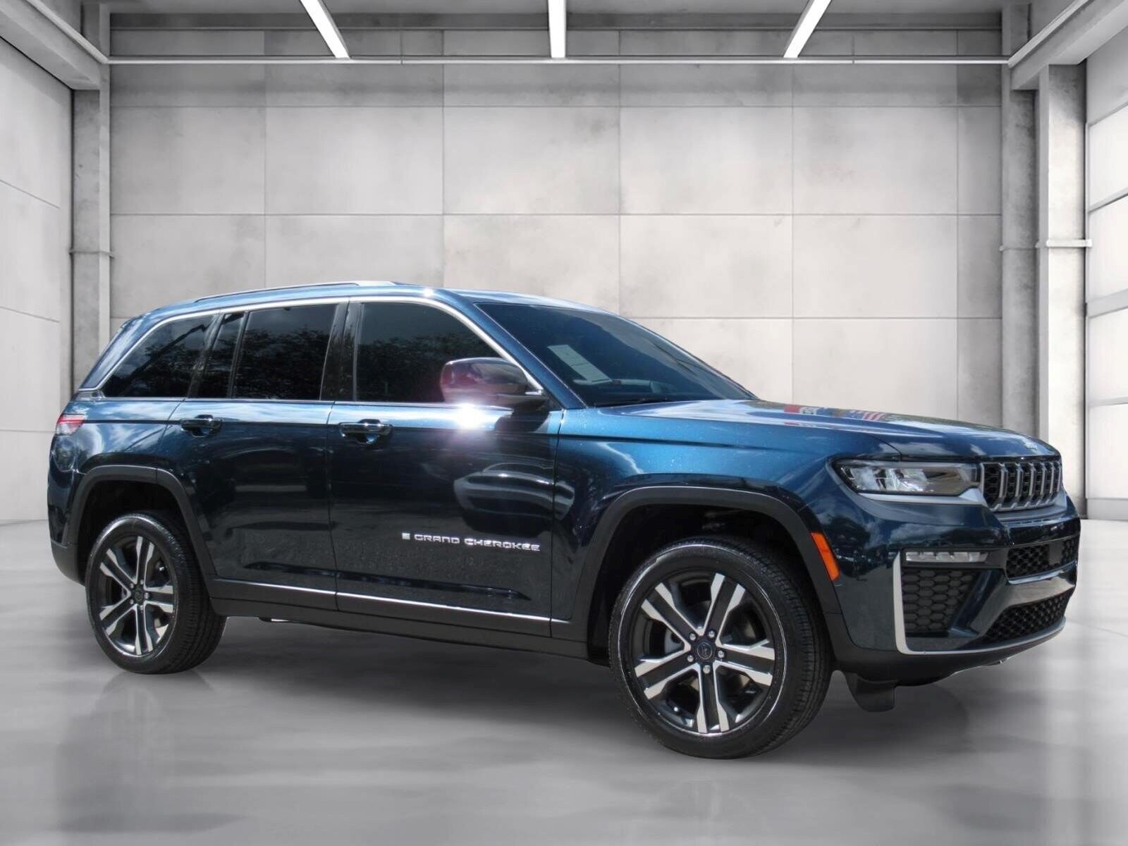 2027 JEEP Grand Cherokee