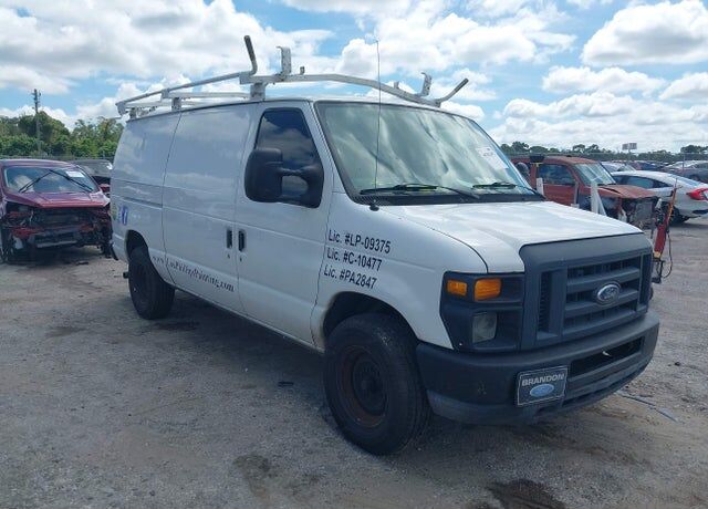 2013 FORD E-250