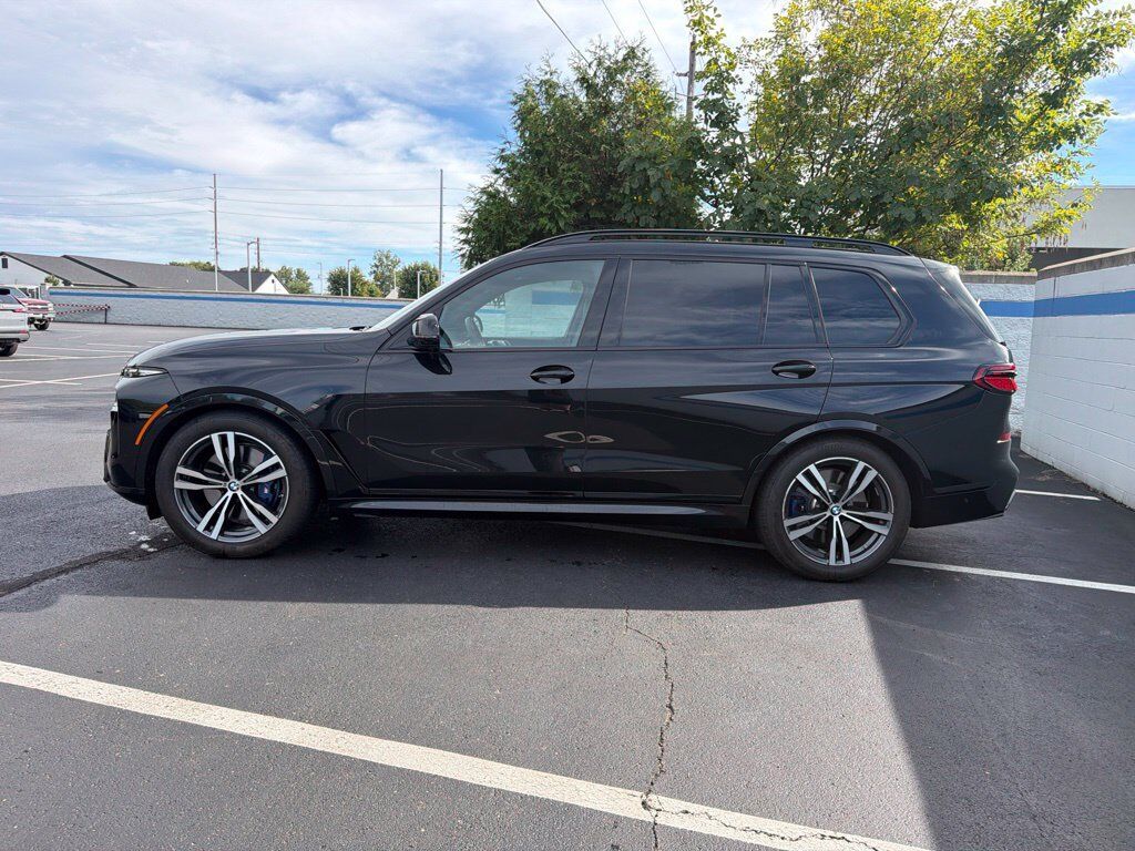 2024 BMW X7