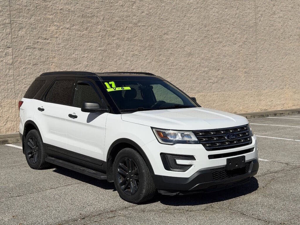 2017 FORD Explorer
