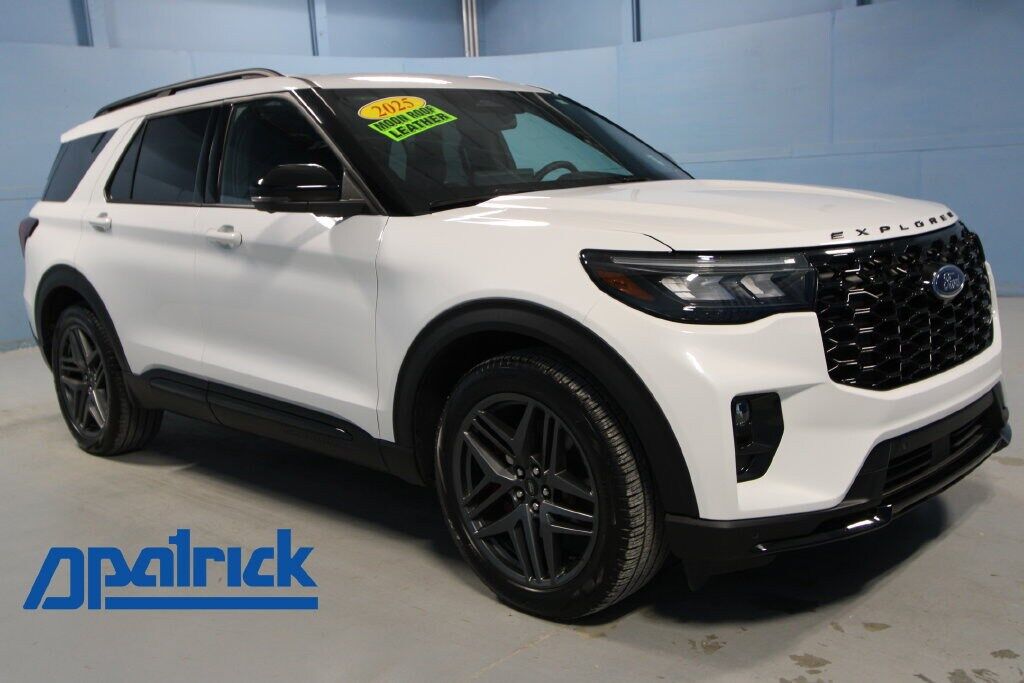 2025 FORD Explorer
