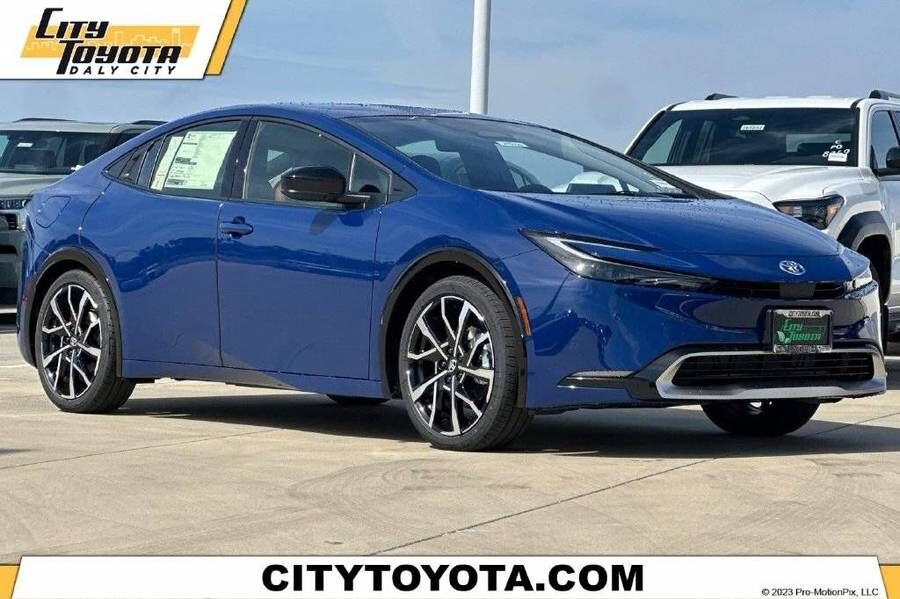 2027 TOYOTA Prius