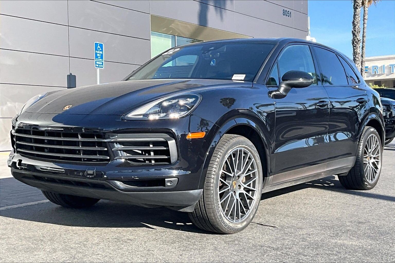 2022 PORSCHE Cayenne