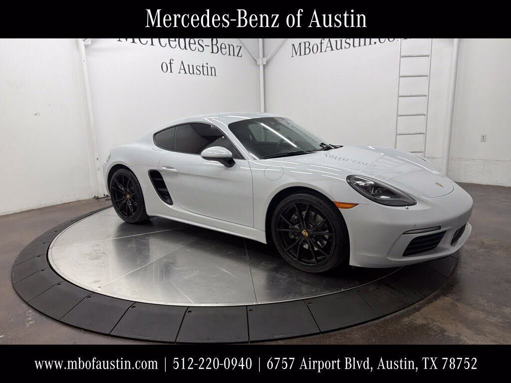 2025 PORSCHE 718