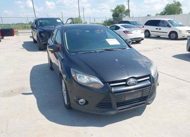 2012 FORD Focus