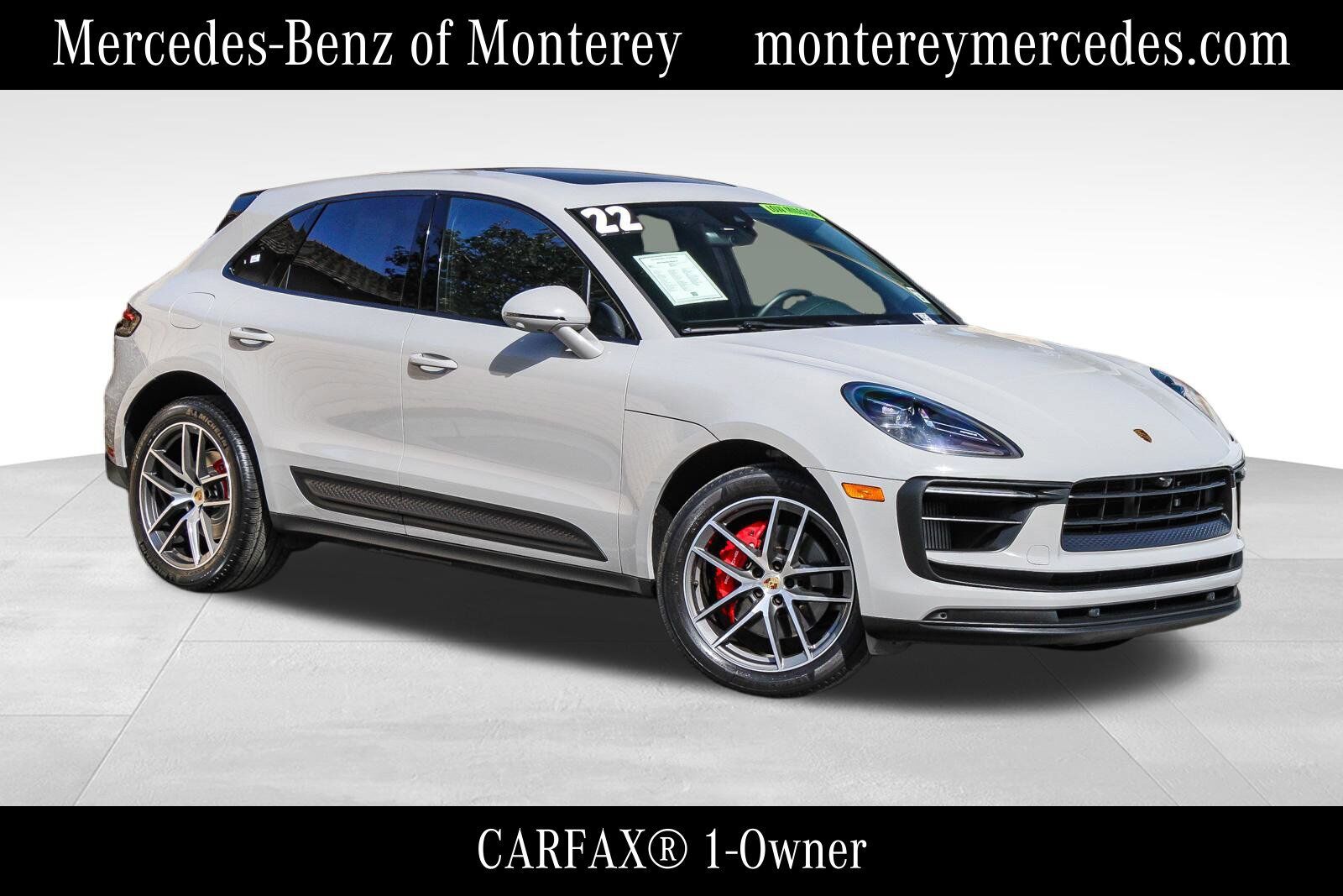 2022 PORSCHE Macan